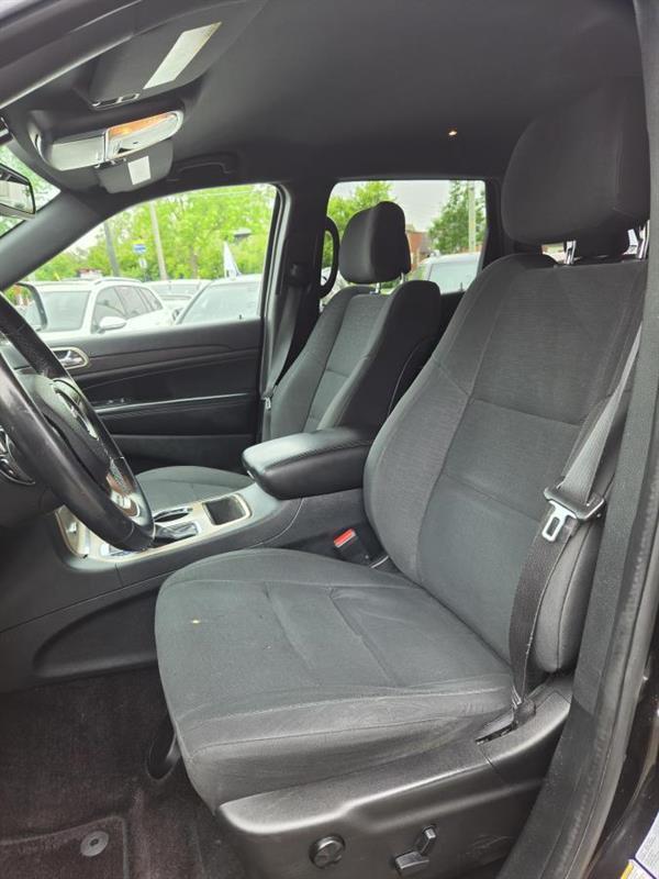 2016 Jeep Grand Cherokee - Image 16