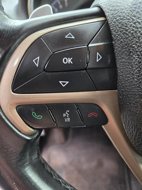 2016 Jeep Grand Cherokee - Image 18