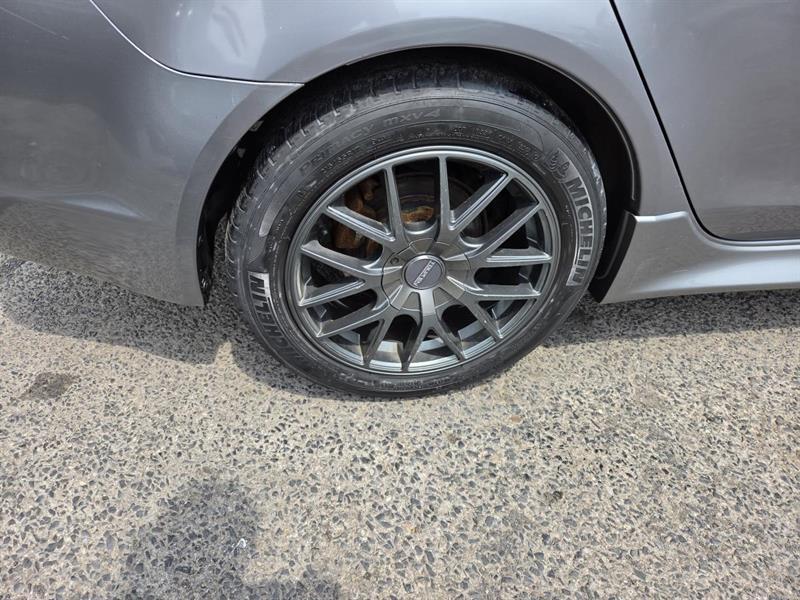 2016 Mitsubishi Lancer - Image 8