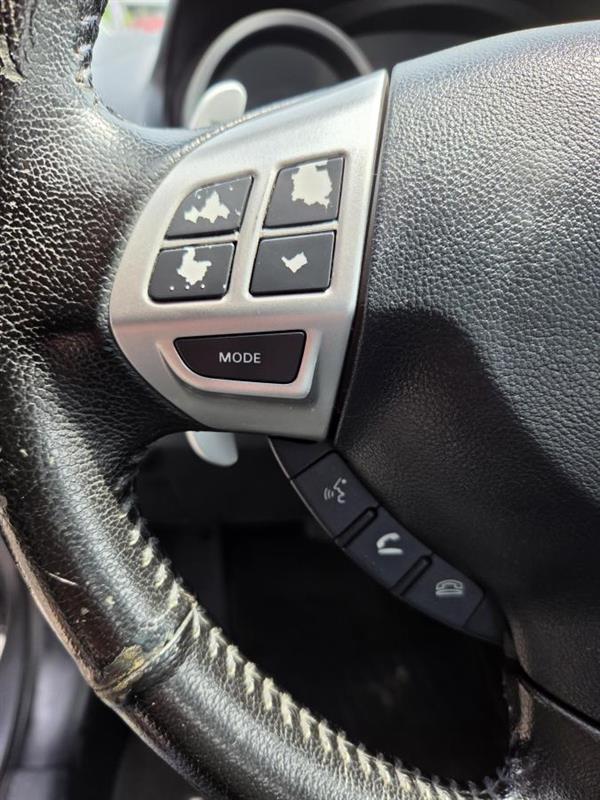 2016 Mitsubishi Lancer - Image 18