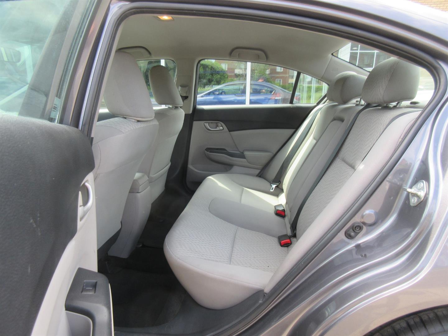 honda Civic Sedan 2015 - 18
