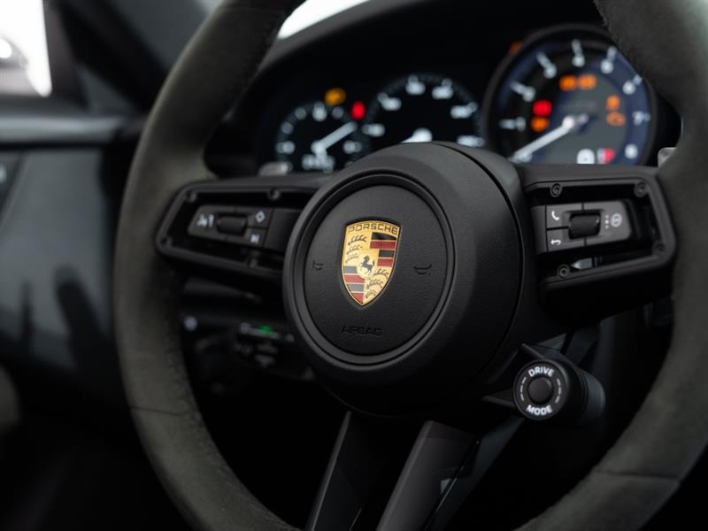 porsche 911 2022 - 25