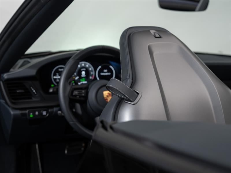 porsche 911 2025 - 31