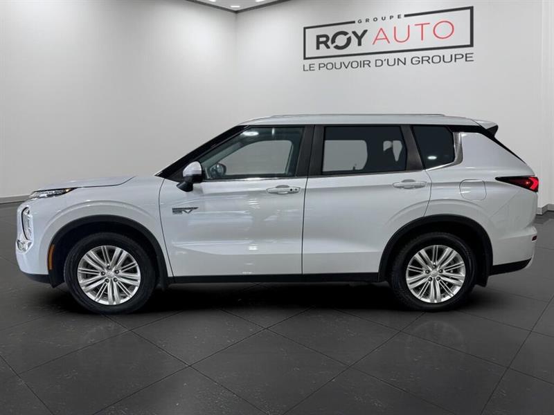 mitsubishi Outlander rechargeable 2024 - 6
