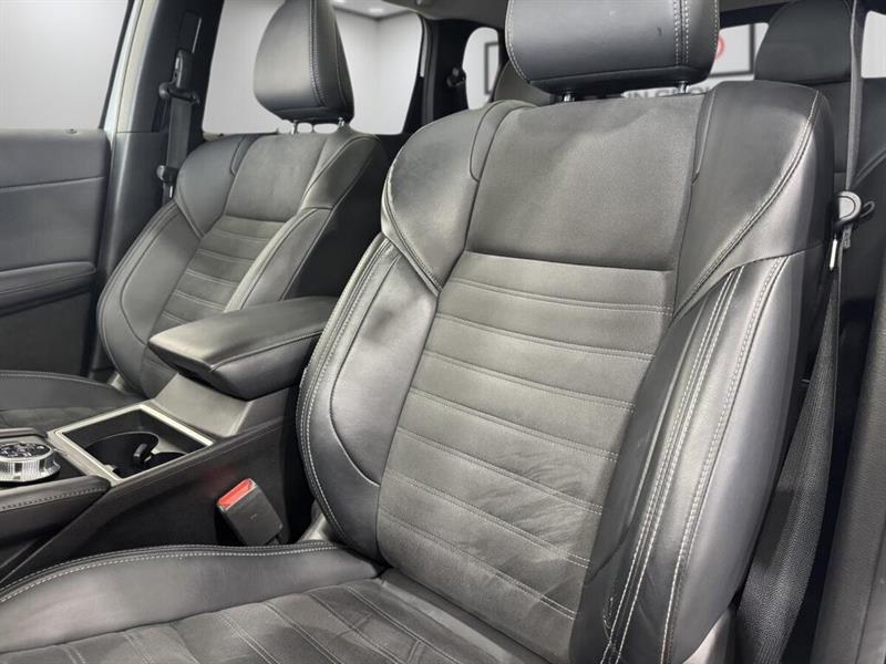 mitsubishi Outlander rechargeable 2024 - 7