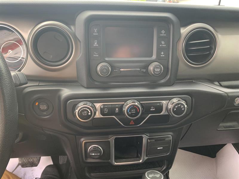 jeep Wrangler 2021 - 15