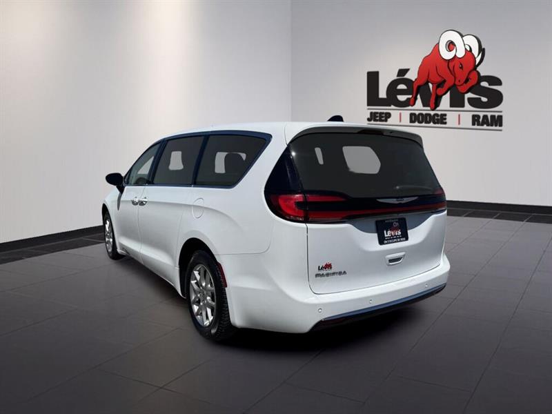 chrysler Pacifica 2024 - 7