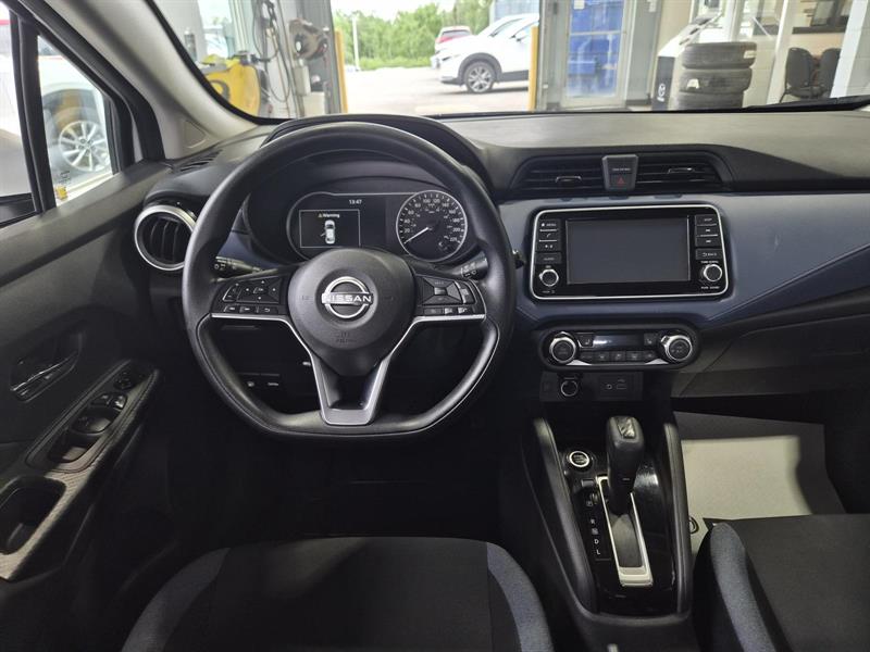 nissan Versa 2023 - 12