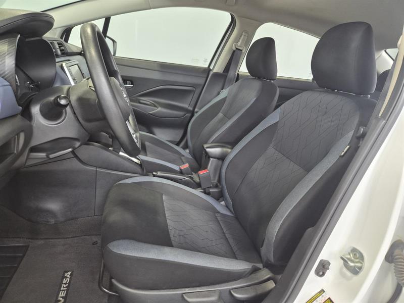 nissan Versa 2023 - 13
