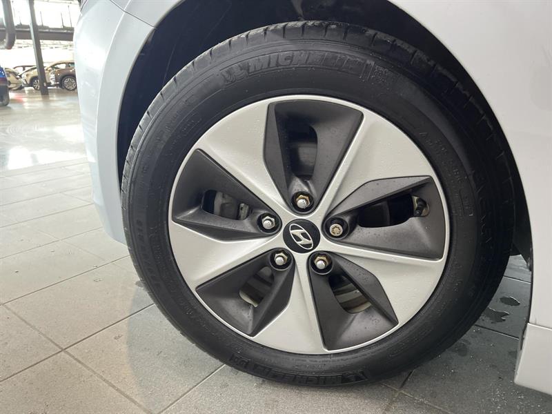 hyundai Ioniq 2019 - 22