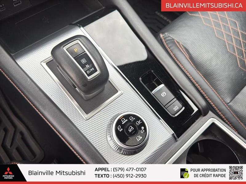 mitsubishi Outlander 2022 - 19