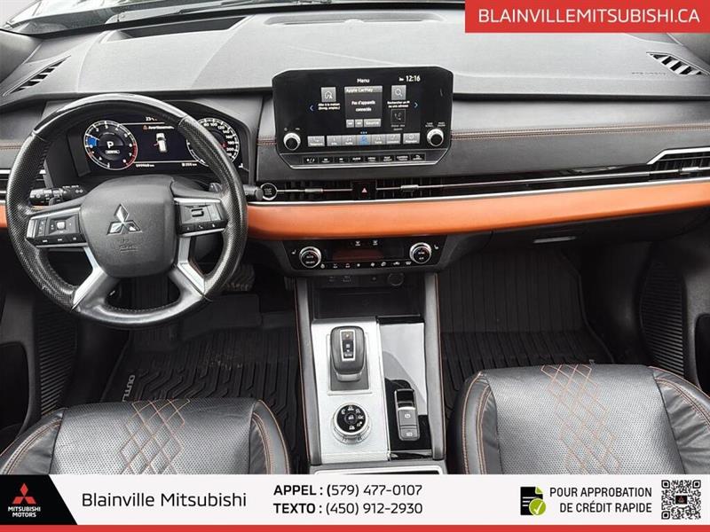 mitsubishi Outlander 2022 - 25