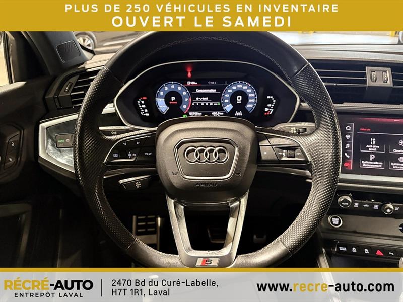 audi Q3 2021 - 16