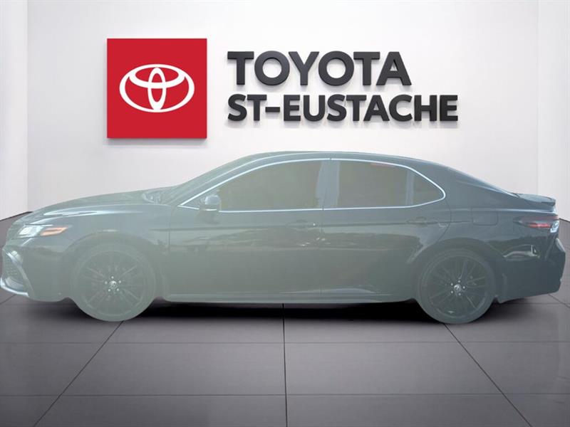 toyota Camry 2021 - 8