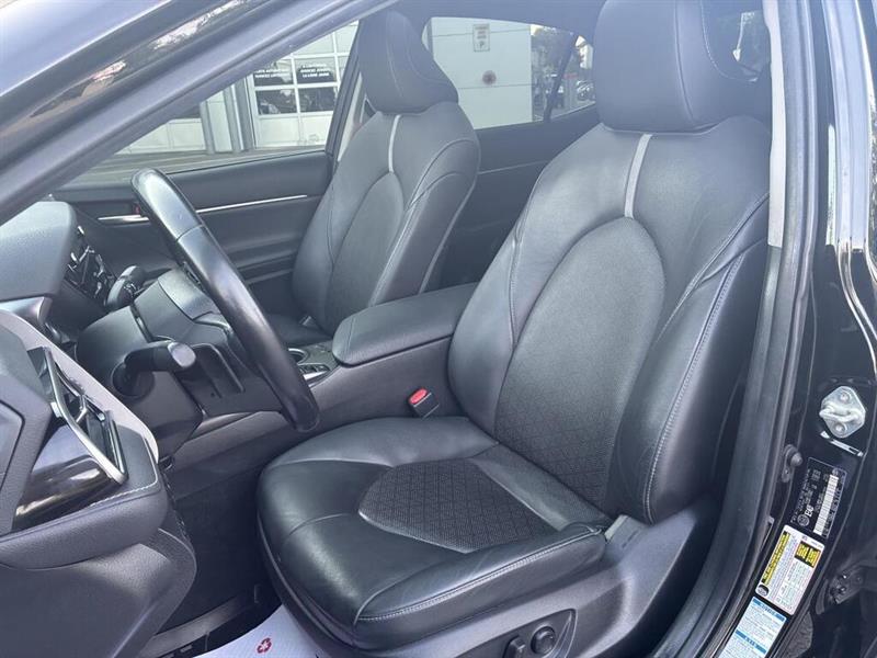 toyota Camry 2021 - 16