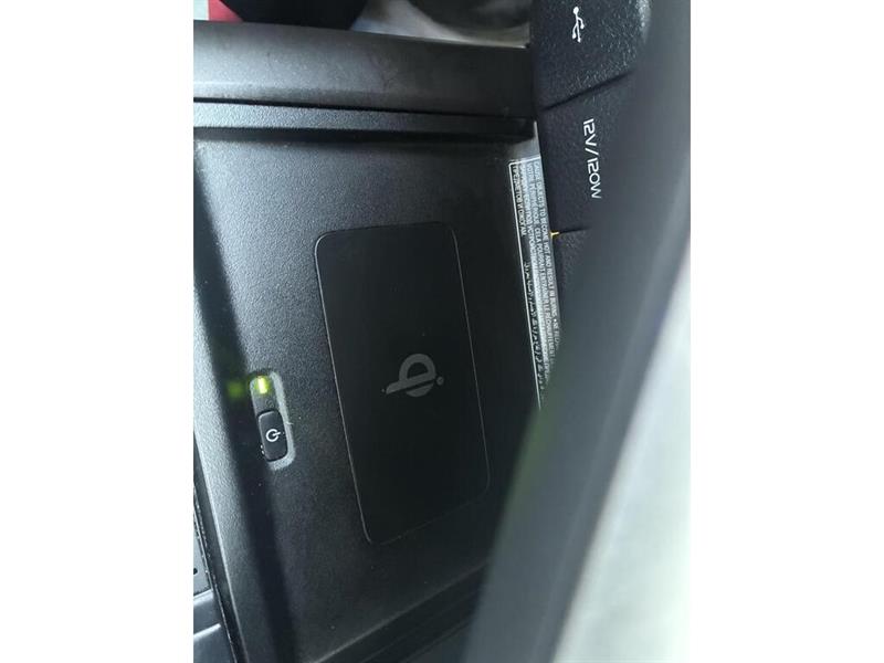 toyota Camry 2021 - 25