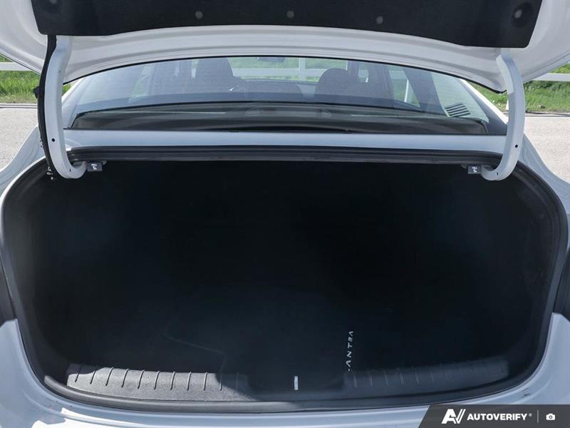 hyundai Elantra 2025 - 24