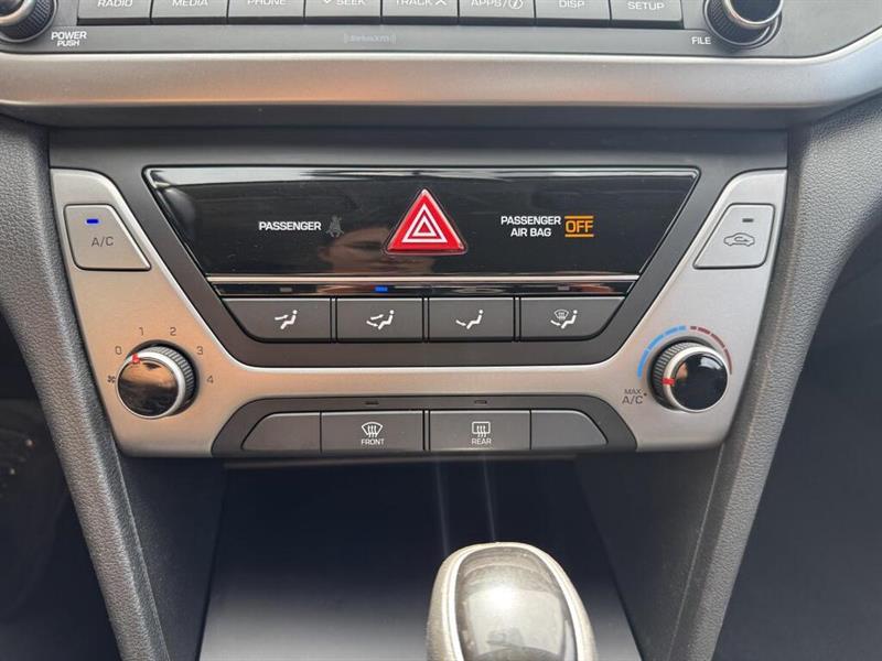 hyundai Elantra 2018 - 17