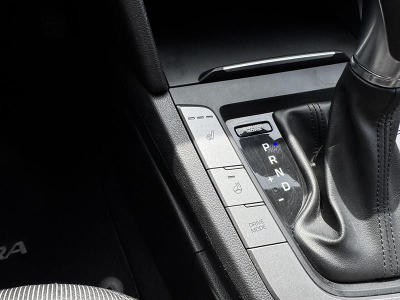 hyundai Elantra 2018 - 18