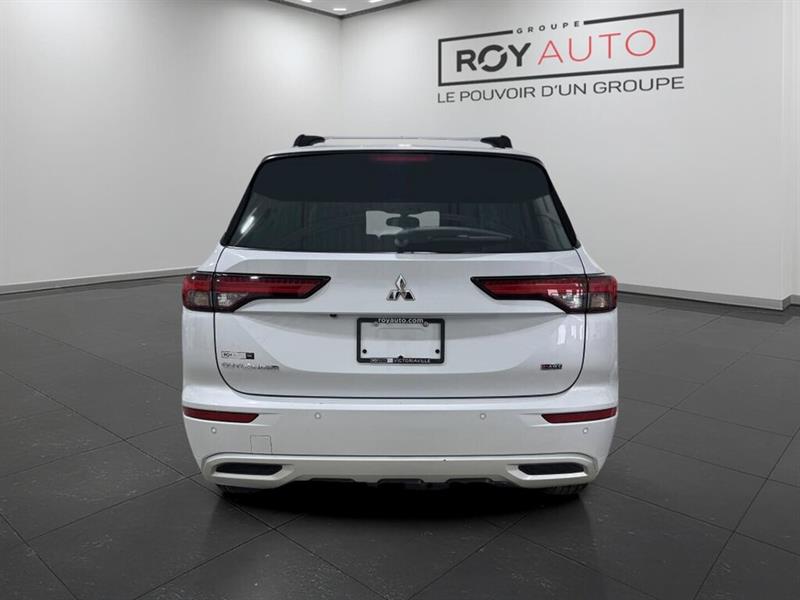 mitsubishi Outlander 2022 - 4