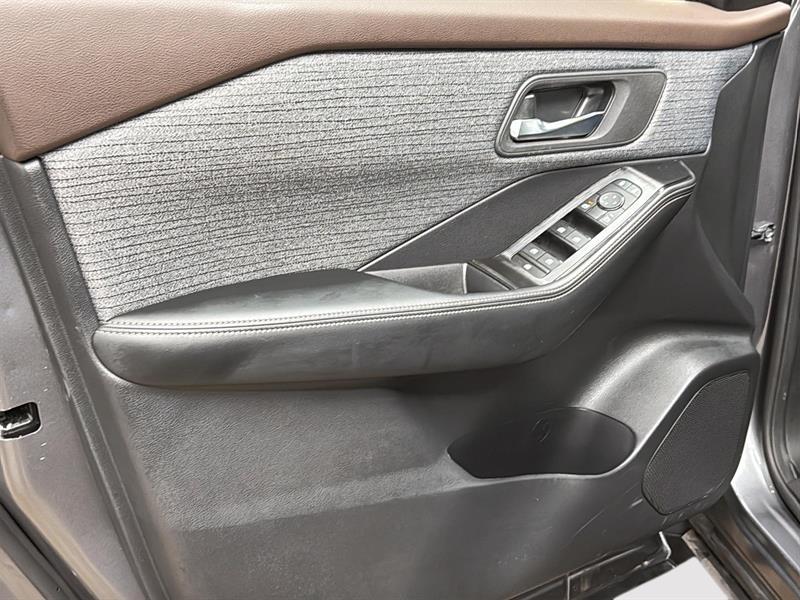 nissan Rogue 2023 - 24