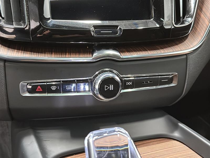 volvo XC60 2024 - 16