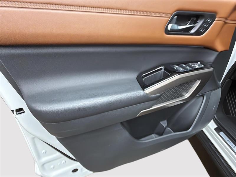 nissan Pathfinder 2024 - 27