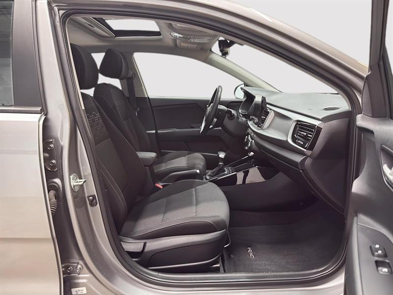 kia Rio5 2023 - 8