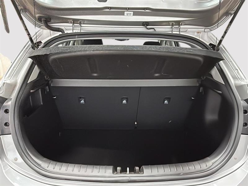 kia Rio5 2023 - 13