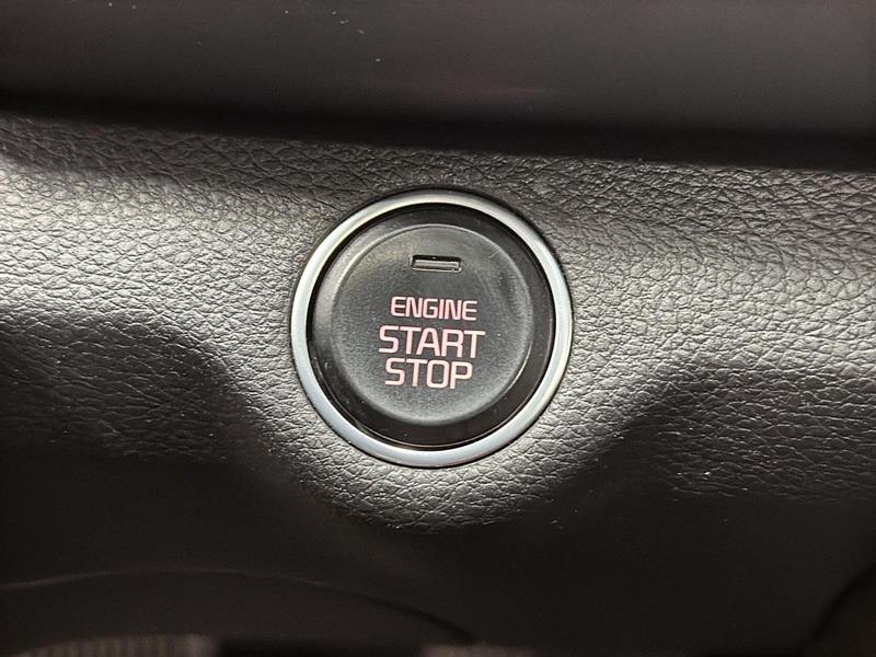 kia Rio5 2023 - 18