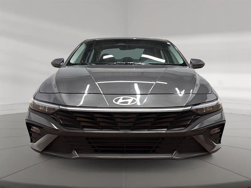 hyundai Elantra 2025 - 2
