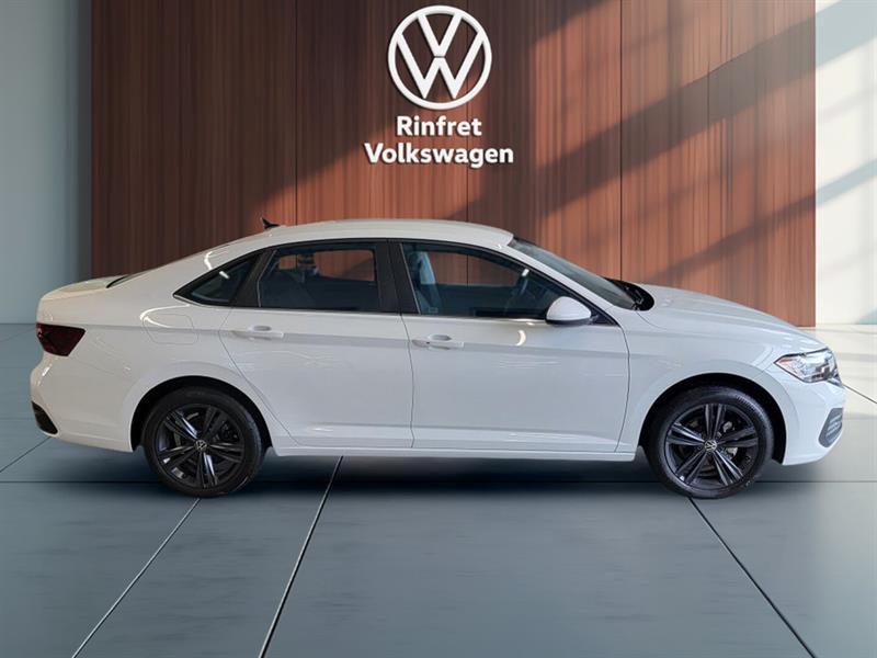 volkswagen Jetta 2023 - 4