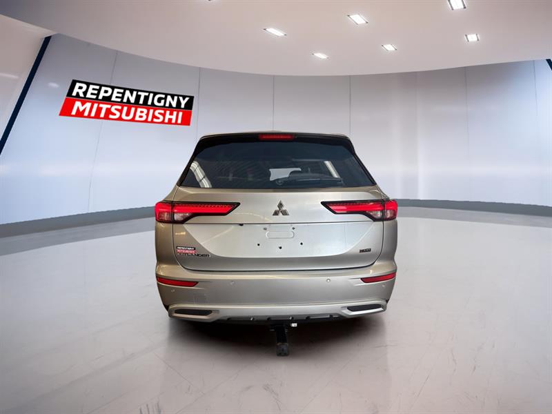 mitsubishi Outlander 2023 - 3