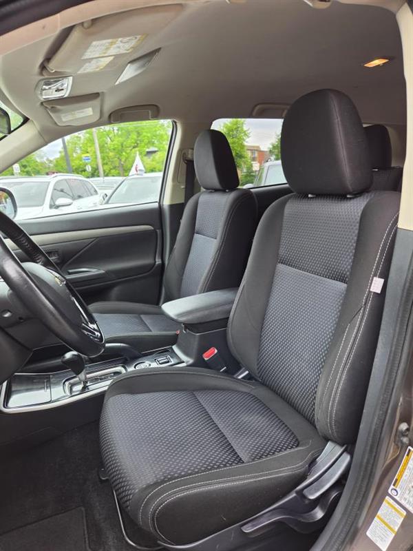 mitsubishi Outlander 2017 - 16