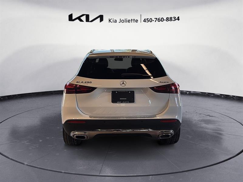 mercedes-benz GLA 2024 - 6