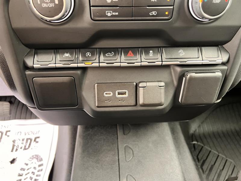 chevrolet Silverado 1500 2022 - 21