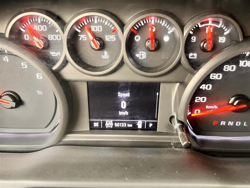 chevrolet Silverado 1500 2022 - 28