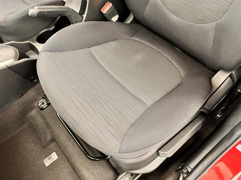 hyundai Accent 2015 - 13