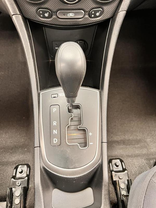 hyundai Accent 2015 - 16