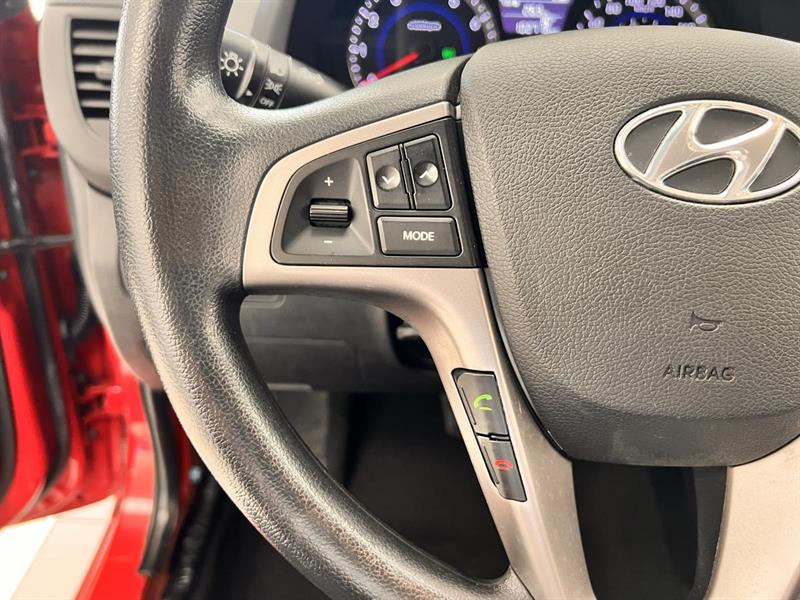 hyundai Accent 2015 - 21