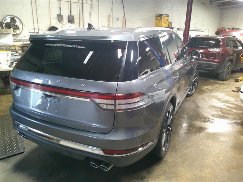 lincoln Aviator 2023 - 3