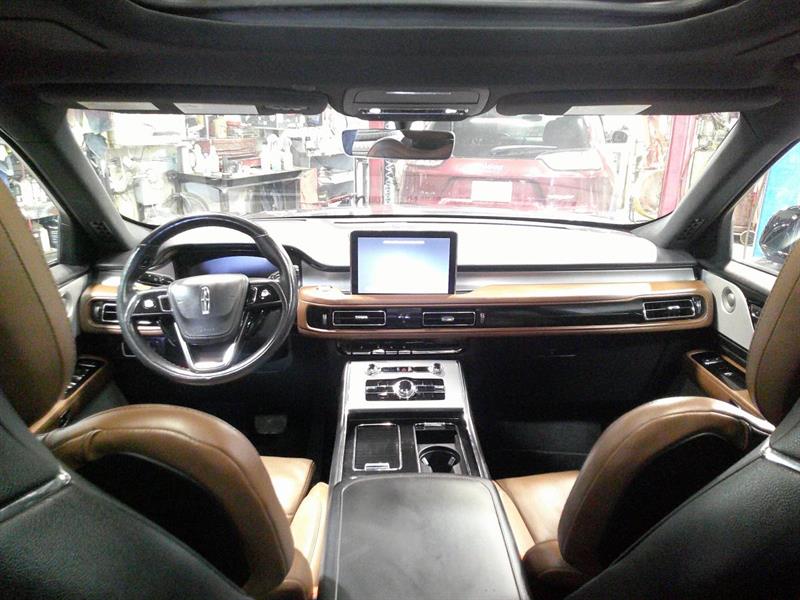 lincoln Aviator 2023 - 14