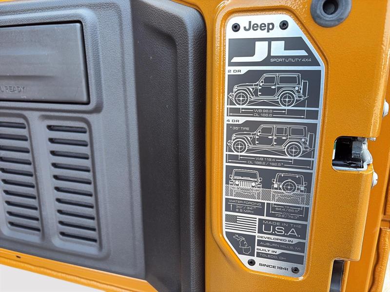 jeep Wrangler 2026 - 26