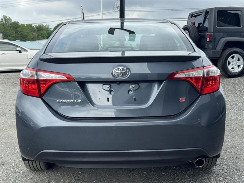 toyota Corolla 2015 - 6