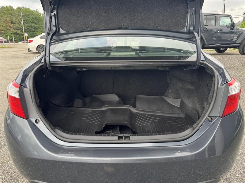toyota Corolla 2015 - 9