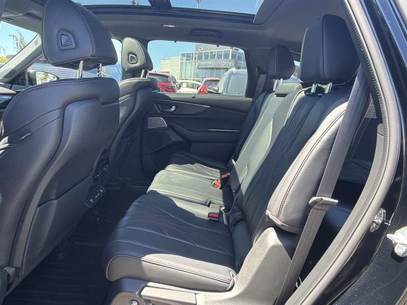 acura MDX 2023 - 31