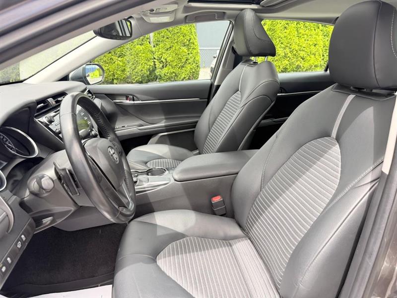 toyota Camry 2019 - 11
