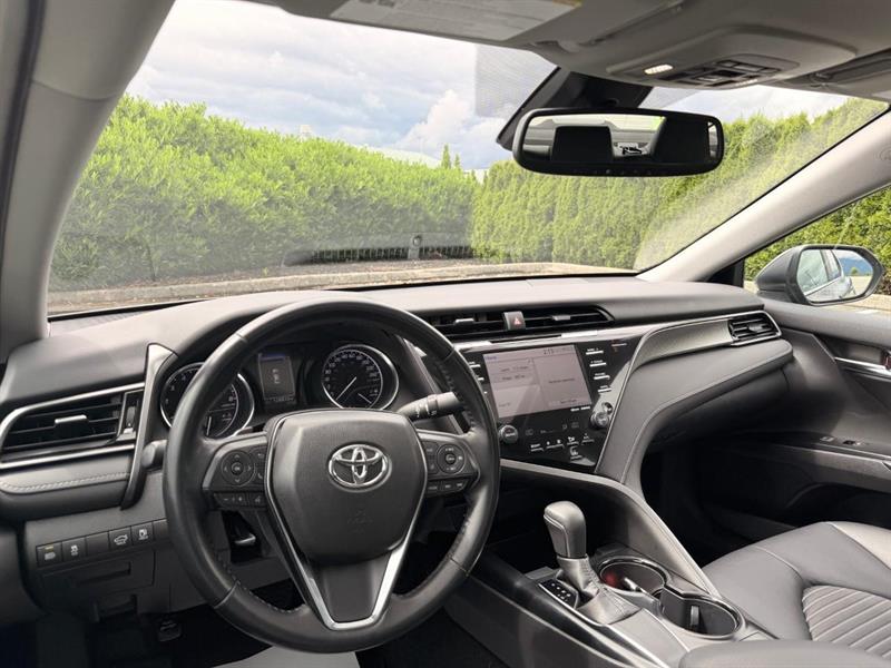 toyota Camry 2019 - 12