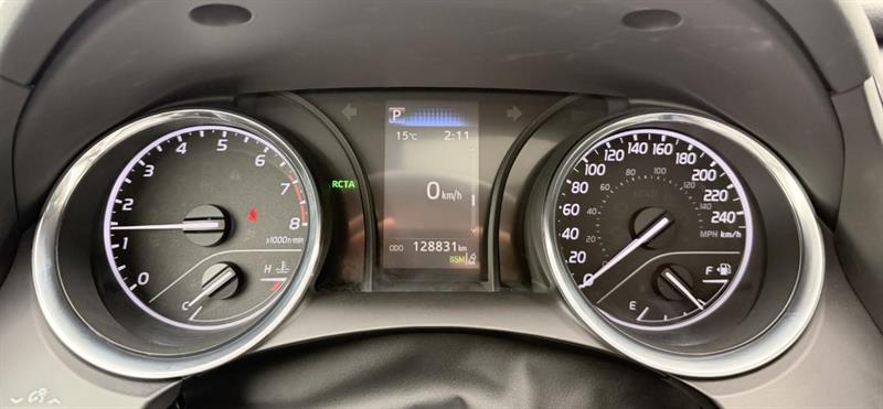 toyota Camry 2019 - 18