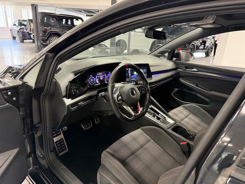 volkswagen Golf GTI 2022 - 12